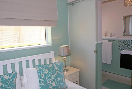 Ένα μπάνιο στο Dolphin Inn Guesthouse