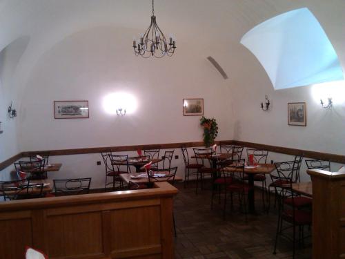 Restaurace v ubytování Penzion s restaurací "U MLYNA COM"