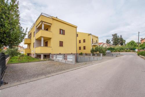 Open view apartments