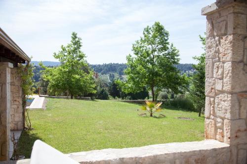 Gallery image of Jordan's Stone House in Siviri