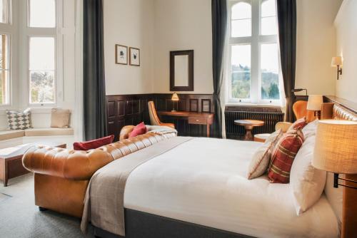 Letto o letti in una camera di De Vere Tortworth Court