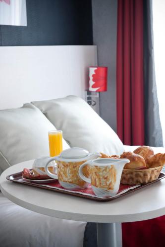 Jídlo v hotelu nebo okolí