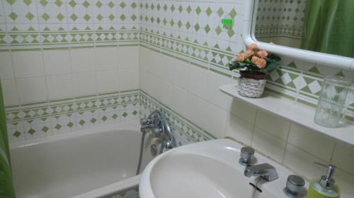 Ett badrum på Casa da Eira - Castanheiras