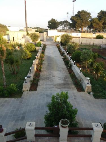 Κήπος έξω από το B&B Le Due Cisterne di Vizzino Gianna