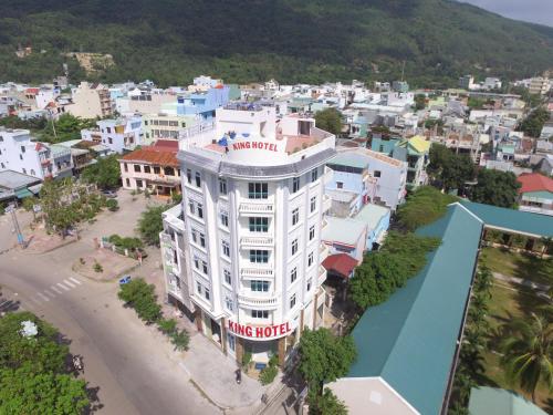 Pemandangan gunung umum atau pemandangan gunung yang diambil dari hotel