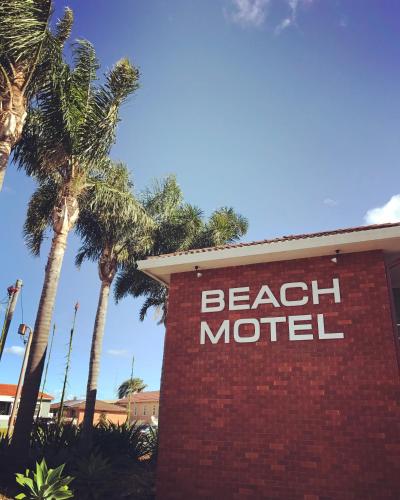 El edificio en el que está el motel