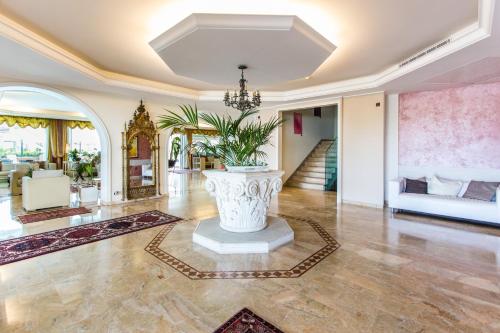 Gallery image of Hotel Benini in Milano Marittima