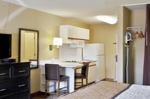 Extended Stay America Suites - St Louis - Airport - Central