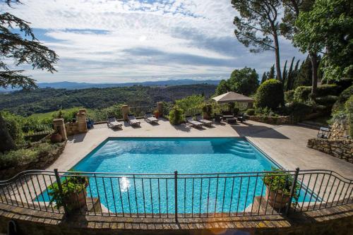 Swimming pool sa o malapit sa Argiano Dimore Wine Relais