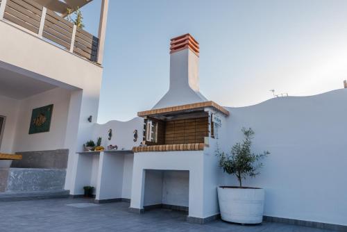 Το κτήριο όπου στεγάζεται  η βίλα