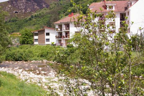 Φωτογραφία από το άλμπουμ του Hotel las Cruces σε Belmonte de Miranda