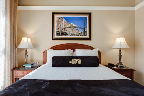 Gaslamp Plaza Suites Image