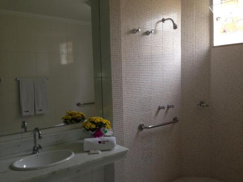 Koupelna v ubytování Valparaiso Hotel