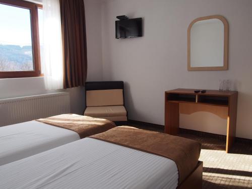 Gallery image of Family Hotel Panorama in Chiflik