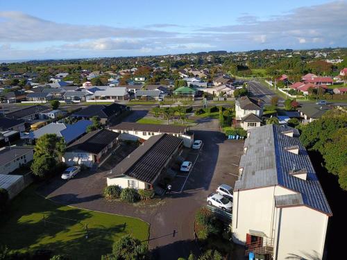 an aerial view of a small town with houses at Coronation Court Motel in New Plymouth