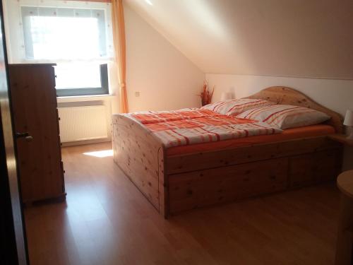 Postel nebo postele na pokoji v ubytování Zur schönen Aussicht