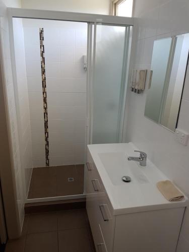 Ванна кімната в Kingaroy Country Motel