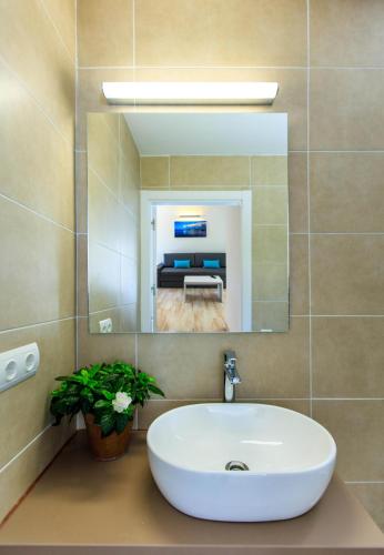 Pinos Playa Suites photo 3