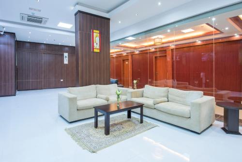 Royal Tulip Hotel LLC Image