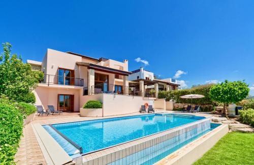 Villa Helidoni (98). Private infinity pool and stunning ravine and sea views. Aphrodite Hills Resort