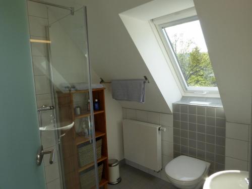 A bathroom at Ferienwohnung Max