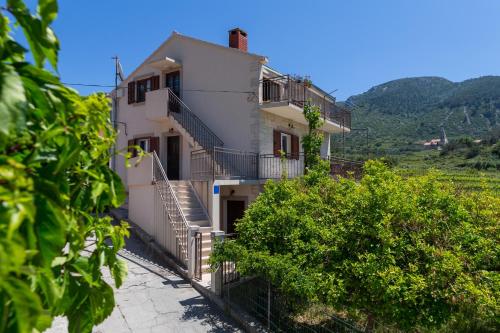 Foto de la galería de Apartments Popaj en Komiža