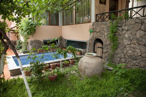 Zahrada ubytování Hin Yerevantsi Hotel