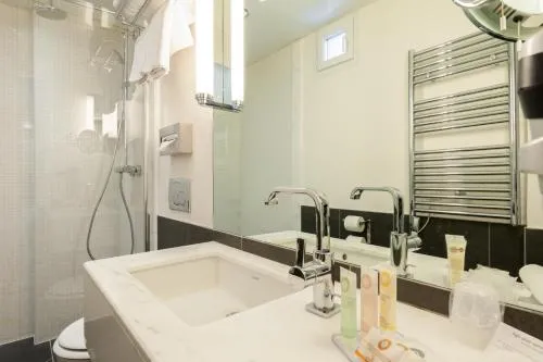Best Western Plus Hotel Sydney Opera photo 17