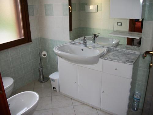 Koupelna v ubytování Casa Solaria Villetta singola panoramicissima