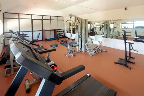 Fitness centrum a/nebo fitness zařízení v ubytování The Travancore Heritage Beach Resort