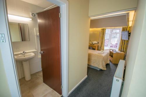 Gallery image of Old Kings Arms Hotel in Pembroke