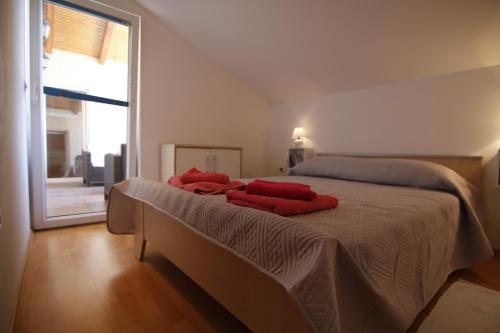 Apartment Ema