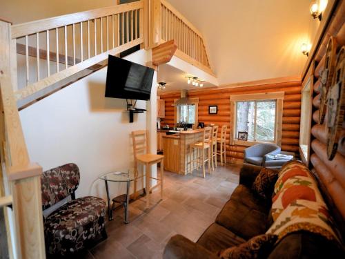 Placer Cabin – Photos 3