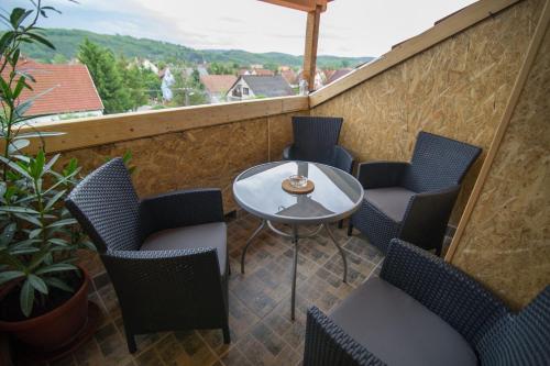 En balkon eller terrasse på Oázis Vendégház