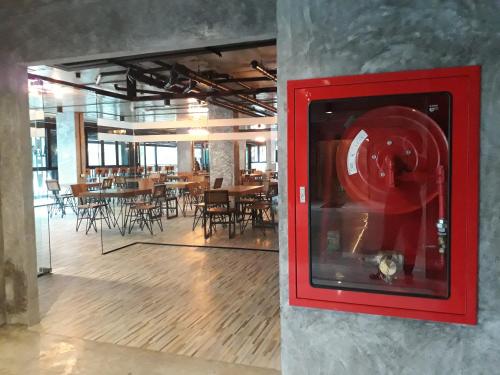 Restaurant ou autre lieu de restauration dans l'établissement Maneetel Krabi Beachfront-SHA Plus