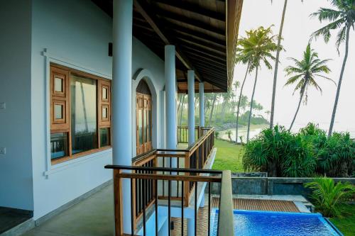 Villa Océaneにあるバルコニーまたはテラス