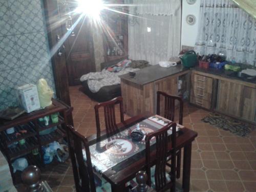 Restoran atau tempat lain untuk makan di Casa na Floresta em Campos do Jordao