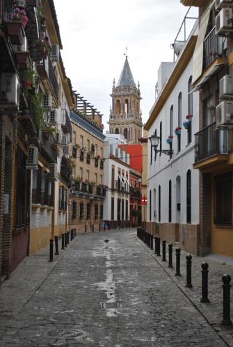 Triana Pelay Suites