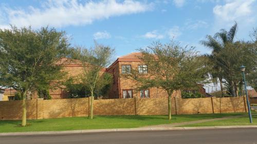 Gallery image of 4 You SELF-CATERING ACCOMMODATION in Centurion