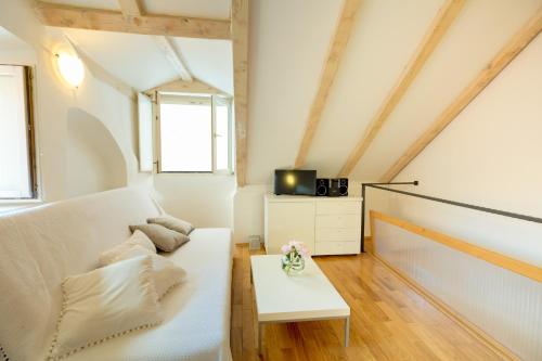 Kuchyň nebo kuchyňský kout v ubytování Apartment Hedera A11
