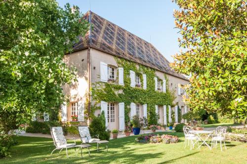 Foto da galeria de Le Petit Manoir des Bruyères em Villefargeau