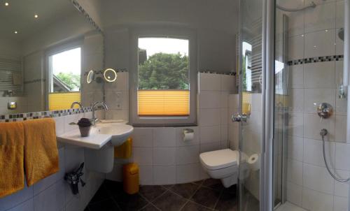 Ein Badezimmer in der Unterkunft Landhaus Florian