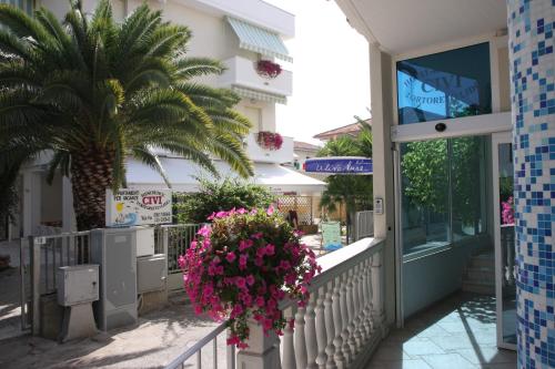 Gallery image of Hotel Residence HR CIVI in Tortoreto Lido