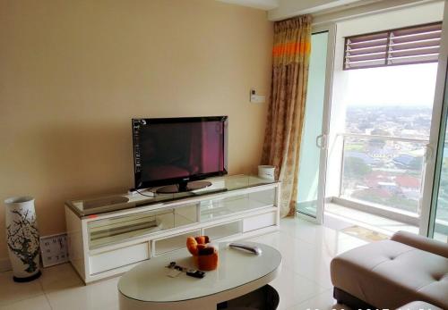 TV/Unterhaltungsangebot in der Unterkunft Caliph Suite Apartment Homestay D'Perdana Sri Cemerlang Condominium Kota Bharu