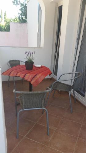 Ruang duduk di Apartments Villa Nona II