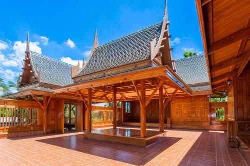 อาคารที่มีรีสอร์ท