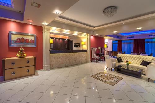 Lobbyen eller receptionen på Ai Yannis Suites and Apartments Hotel