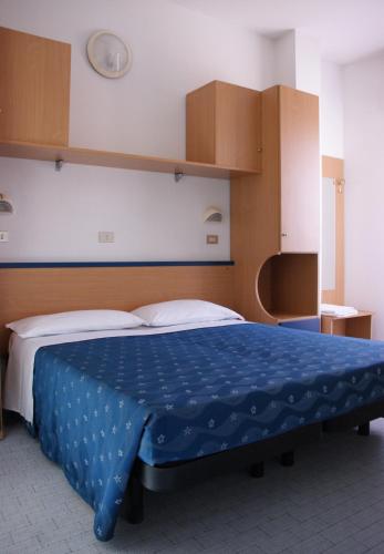 Ένα ή περισσότερα κρεβάτια σε δωμάτιο στο Hotel Goldene Rose