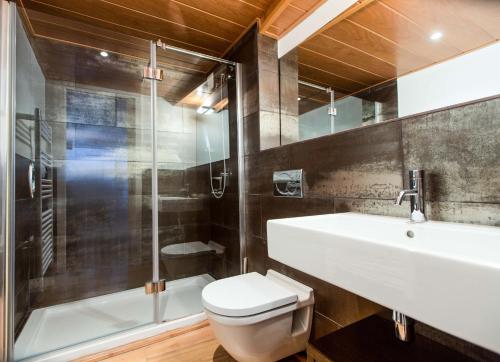 Kúpeľňa v ubytovaní Girona Housing Ginesta 9