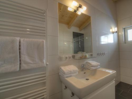 Kúpeľňa v ubytovaní Residenz Kitzsteinhornblick by Kaprun Rentals